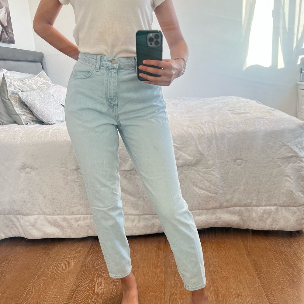 Light wash jeans